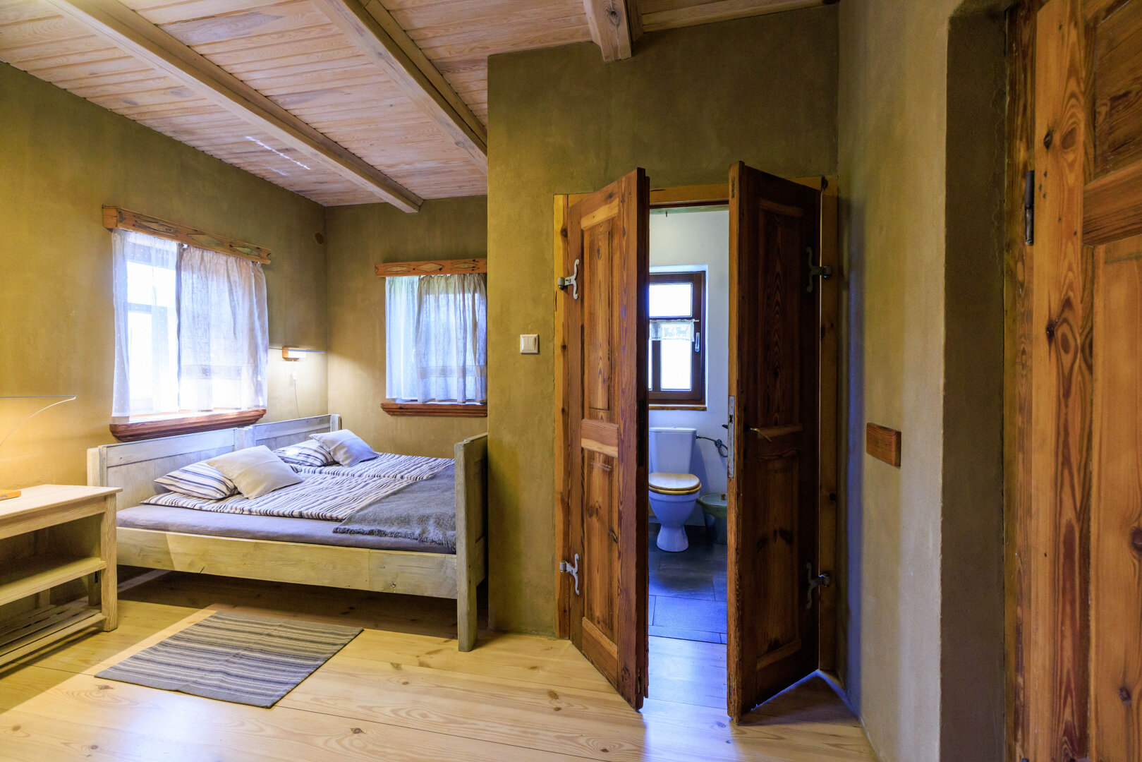 Clay Room in the House with a Porch